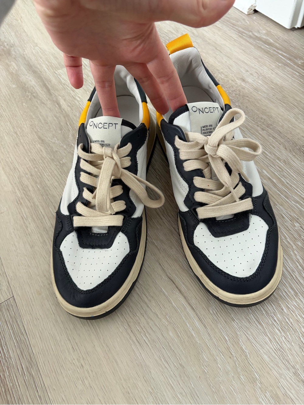 CONCEPT Women's Black & Cream Casual Sneakers with Yellow Accent